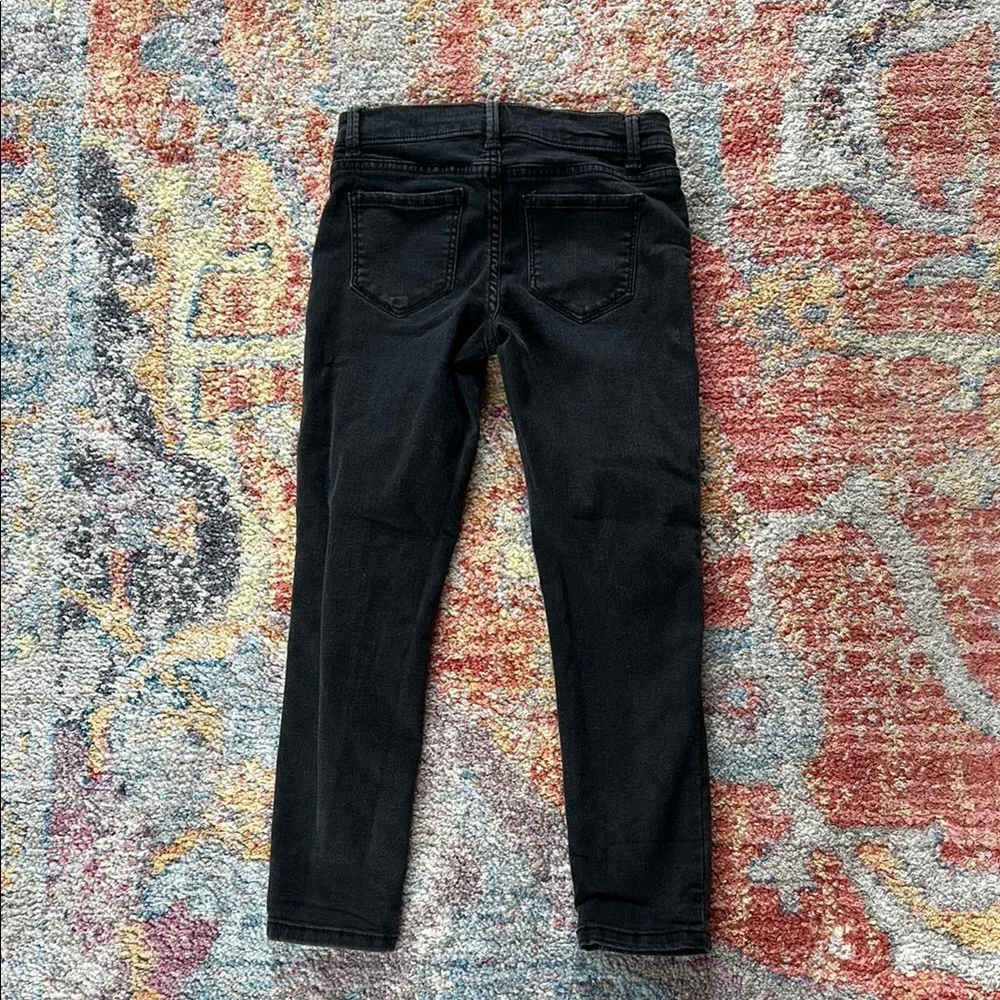 2 Pairs Girl’s Jeans - Blue and Black 6X